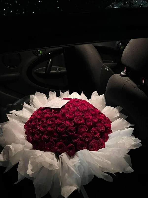 20250328140129 58 roses